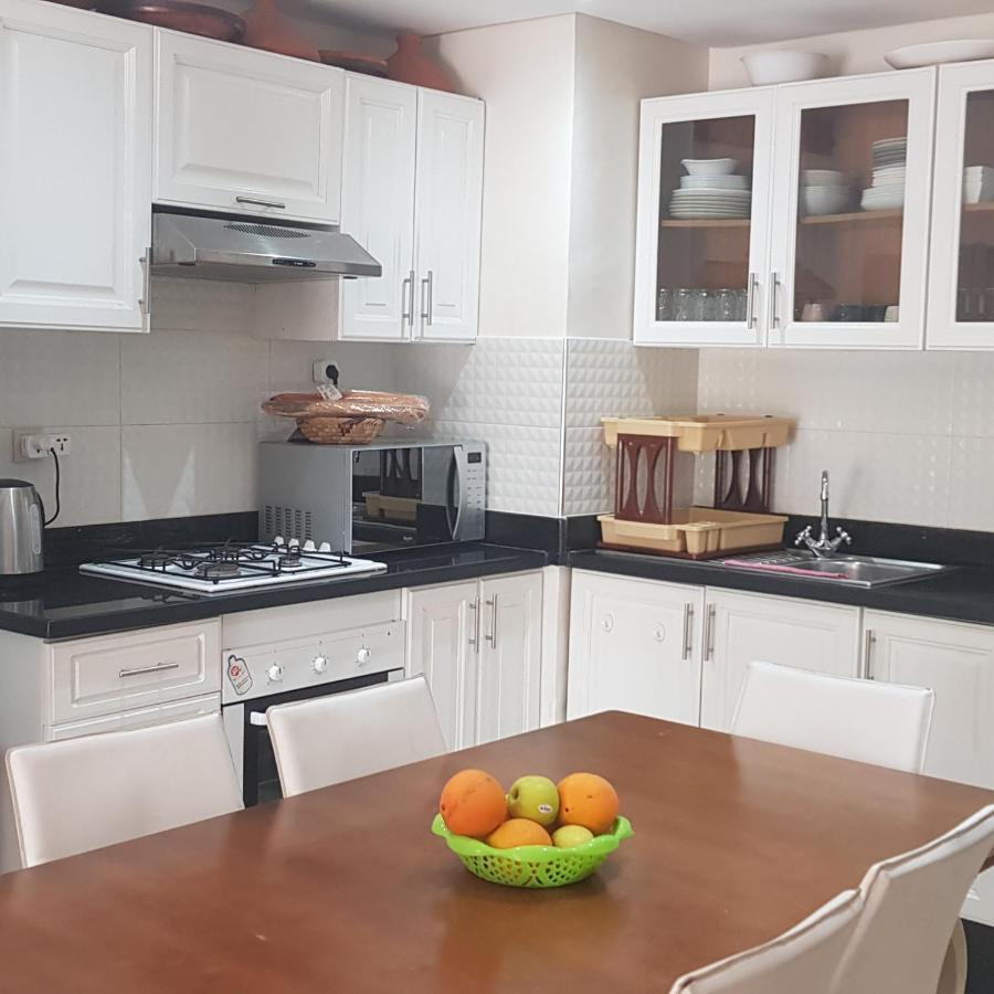 Luxury Flat Marina شقة *